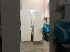 銅棒を作る機械